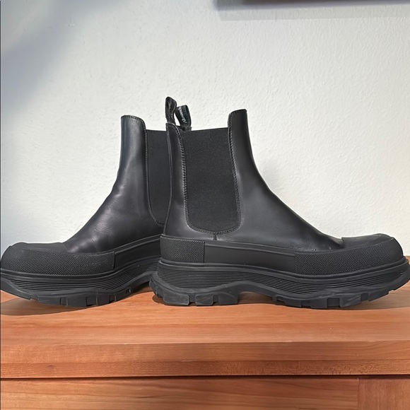 Men's Black Alexander McQUEEN BOOTS - Picture 3 of 10